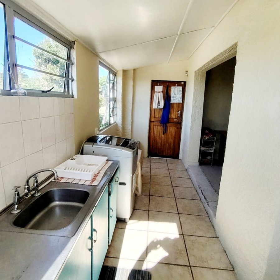 3 Bedroom Property for Sale in Summerpride Eastern Cape